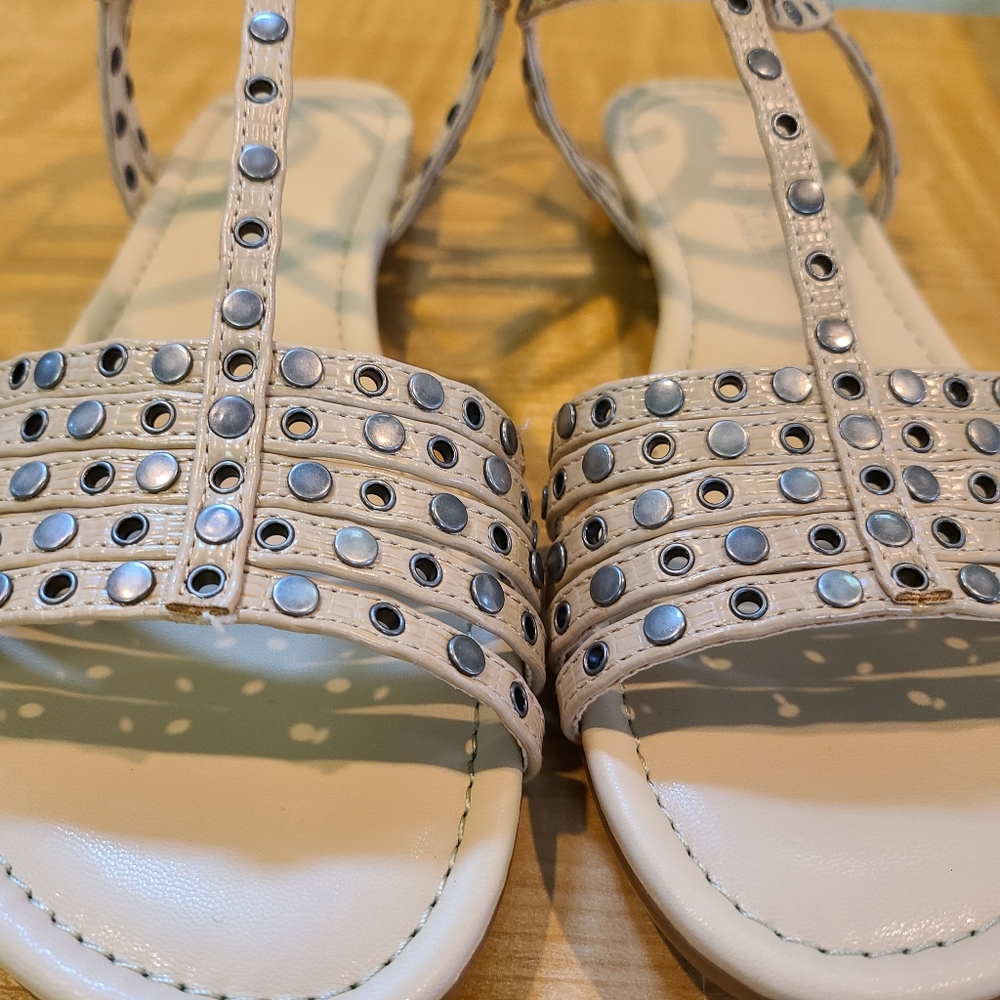 NWOT Very Volatile LA Strappy Sandals - Picture 3 of 10